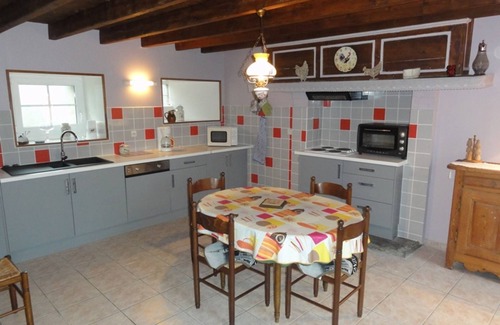 Le Valdecie Cabaña | Casa espaciosa en Bricquebec: jardín, barbacoa, WiFi, acepta mascotas, cerca de la costa
