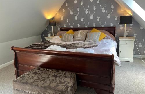 Insch Casa | Spacious Cottage in the Grounds of a Scottish Castle