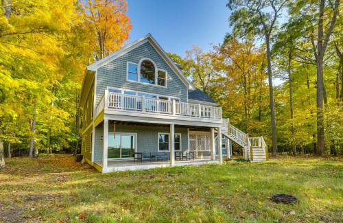 Muskegon Casa | Spacious Cottage on Lake Michigan Stunning Views!