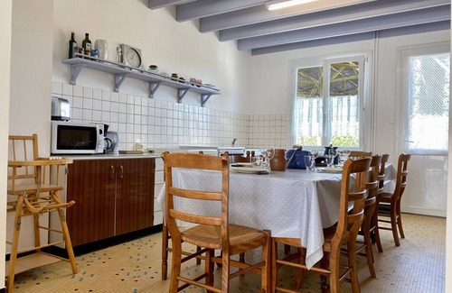 Le Gavre Cabaña | Alquiler vacacional: casa tranquila con jardín cerca de Nantes, ideal familias, WiFi y juegos incluidos