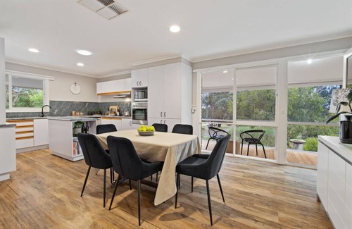 Invermay Park Casa | Spacious Country Escape close to Ballarat
