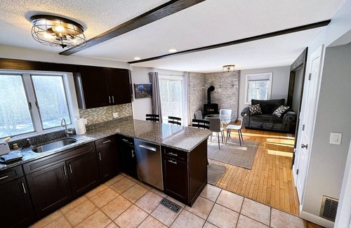 Freeport Casa | Spacious Country Home Freeport, Only 5 min to LL Bean!