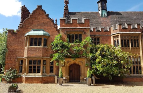 Newmarket Apartamento | Spacious Country House Apartment