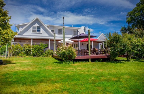 Martinborough Casa | Espaciosa casa de campo: un lugar para la familia, amigos o colegas para reunirse ...