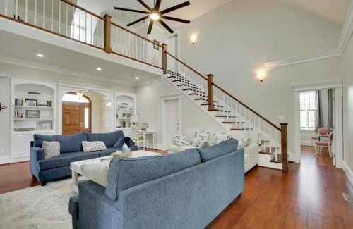 Lauderdale County Casa | Spacious Countryside Getaway in Lexington with Deck!