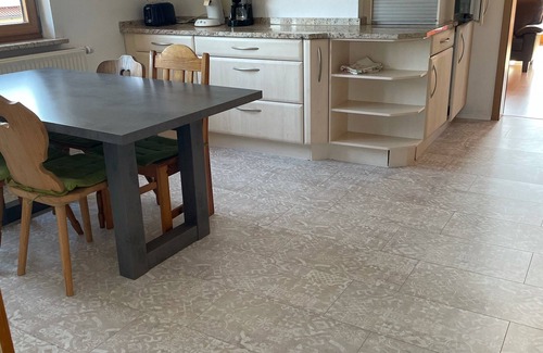 Peissenberg Apartamento | Amplio y acogedor apartamento cerca de Ammernähe con balcón