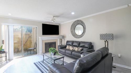 Mobile Apartamento | Spacious Cozy Condo! Perfect for longer stays
