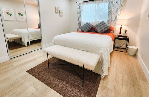 Garden Grove Casa | Spacious cozy Home newly remodeled close to Disneyland and Beach