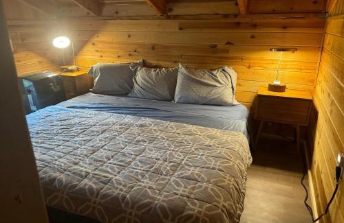 Boundary County Casa | Spacious, Custom-Built Log Cabin