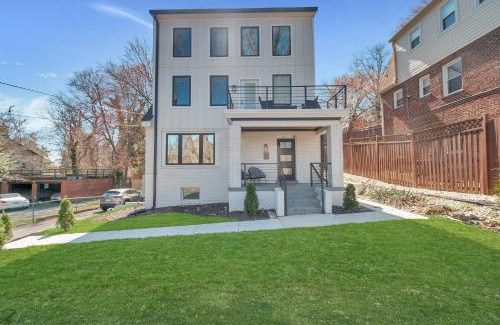Washington Casa | Spacious DC Stay 7BR 5BA Sleeps 16