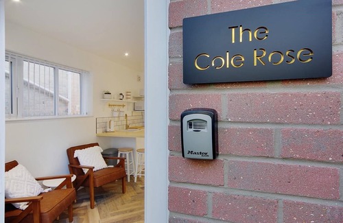 Westbourne Apartamento | Suite-De Lujo-Baño Privado-Vista al Jardín-The Cole Rose