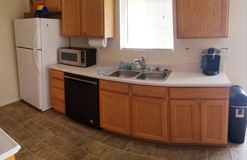 Holiday Shores Casa | Spacious Desert Home-Near Laughlin, River & Lake