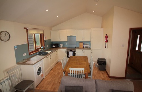 St Wenn Casa | Spacious detached Bungalow 3 bedrooms with shared indoor swimming pool and gym