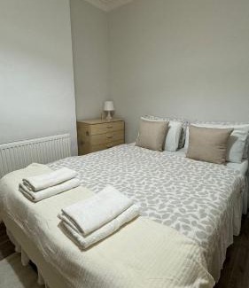 West Ham Casa | Spacious Double Room in Greater London