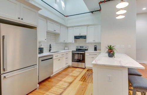 Hot Springs Apartamento | Spacious Downtown Hot Springs Vacation Rental!