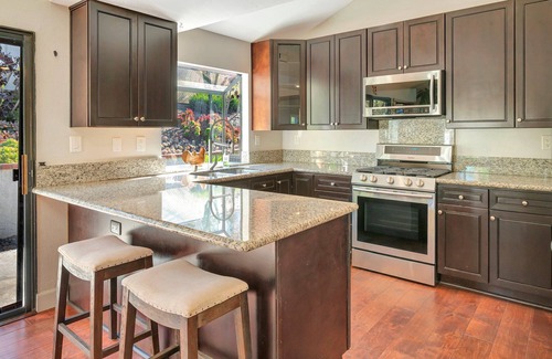 San Marcos Casa | Spacious Dual Master, 4 Bedroom home near beaches, legoland, golf, lake