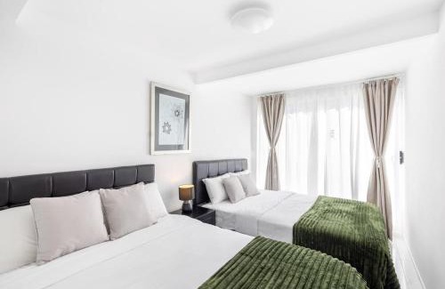 Sunnybank Casa | Spacious Dual Stay Main House Separate Studio