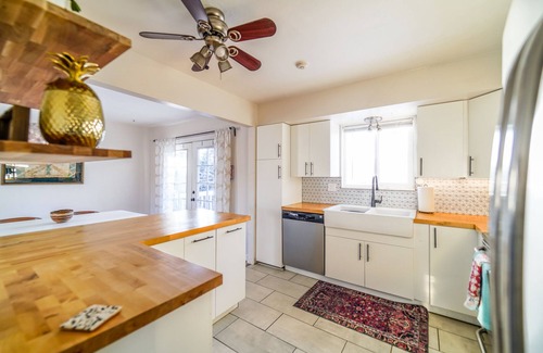 Northeast Colorado Springs Casa | Spacious Duplex with 3 King Beds ★ Conveniently Located Near AFA