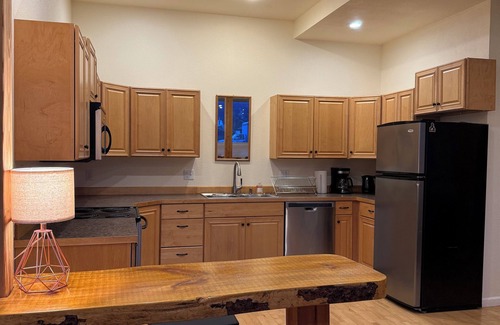 Joseph Apartamento | Spacious duplex unit with a stunning mountain view in Joseph
