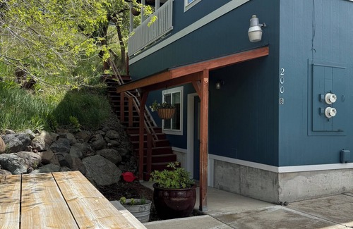Joseph Apartamento | Spacious duplex unit with a stunning mountain view in Joseph