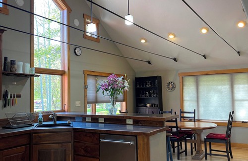 Jackson Casa | Spacious E. Jackson home with "Hike-In Hike-Out" access to Cache Creek Trails!