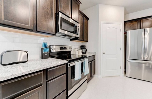 Temple Casa | Spacious East Temple 5-Bed House