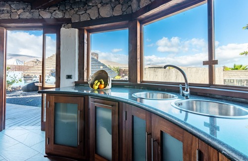 Haria Otro | Eco Luxury Farmhouse, piscina privada, WIFI, cerca de la playa.