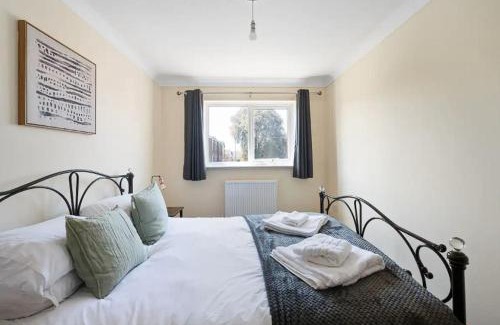 Ipswich Apartamento | Spacious & Elegant 3BR Home Near Ipswich City Centre