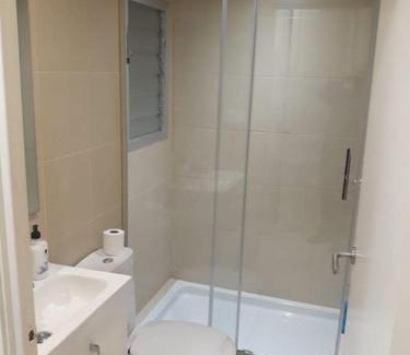 Collblanc y La Torrassa Apartamento | Spacious apartment with terrace Ariqus City