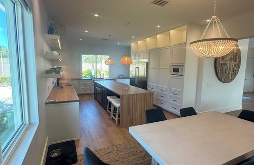 Jensen Beach Casa | Spacious estate in awesome Jensen Beach with AC, WiFi
