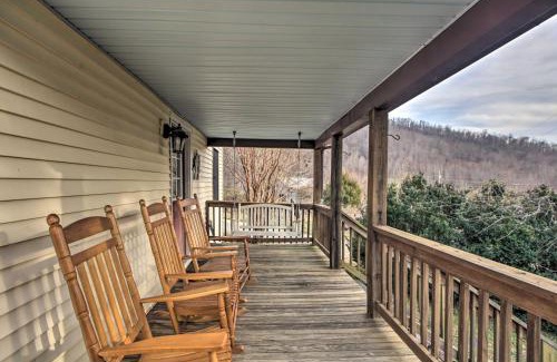 Faber Casa | Spacious Faber Home with Yard, Steps to Winery!