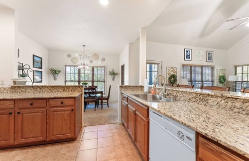 Branson West Condominio | Escapada relajante, vistas al campo de golf, Stonebridge, Near SDC y Table Rock Lake