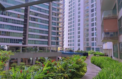 Chow Kit Apartamento | Spacious Family 2BR Balcony Comfy Regalia Suites