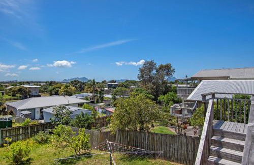 Ruakaka Casa | Spacious Family Bach by the Sea - Ruakaka Home