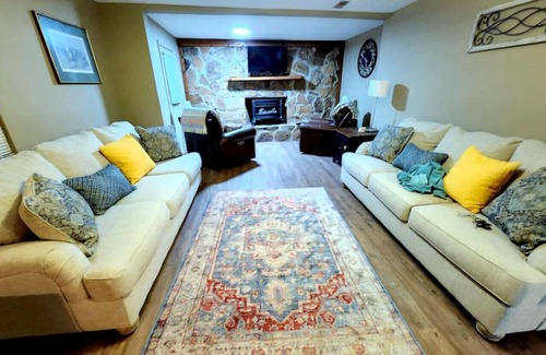 Pikeville Otro | Spacious Family Farmhouse