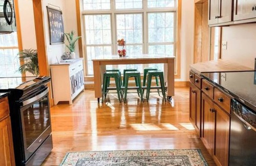 Loudonville Casa | Spacious, family-friendly lodge on 10 wooded acres. Sleeps 20 with 5 bedrooms, stocked pond
