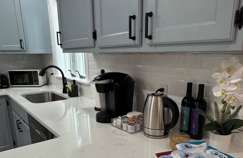 Edgartown Casa | Spacious, Family-Friendly Edgartown Home – 3BR, Sleeps 14, Renovated in 2025
