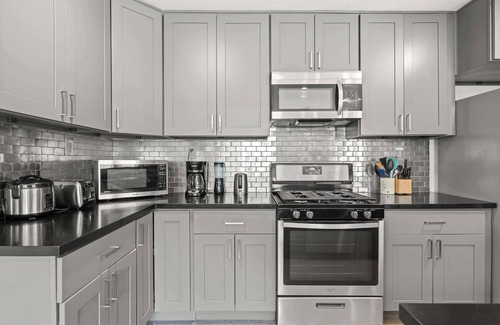 Walnut Valley Casa | Spacious Family Friendly House in Central Location