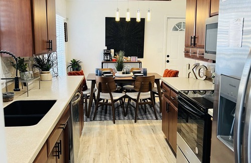 Olathe Casa | Spacious, Family- Friendly, Gym, King Bed, Fenced Yard