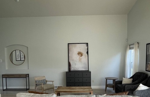 Provo Casa | Spacious Family Friendly Home near BYU, UVU, Sundance