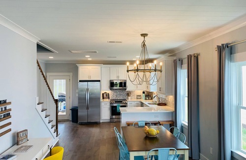 Winchester Casa | Spacious Family Gem: Golf Cart - 2 Ensuites - Pool