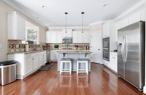 North Raleigh Casa | Spacious Family Getaway ~ Fire Pit~ Private Office