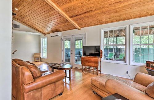 Calhoun County Casa | Spacious Family Home on Lake Marion with Boat Ramp!