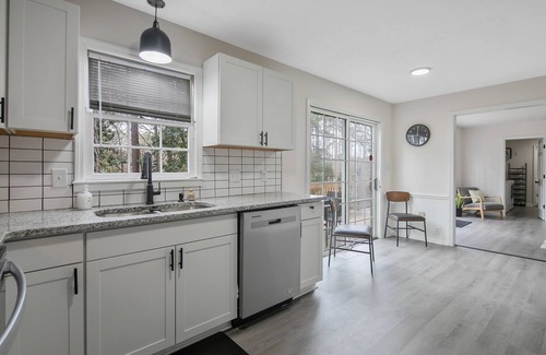 Terry Sanford Casa | Spacious Family Oasis with Hot Tub, PingPong, Air Hockey & More - Ideal Getaway!