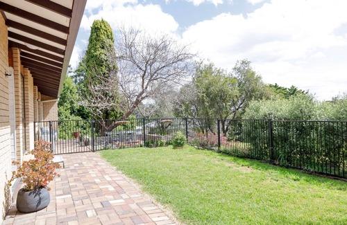 Tenterfield Casa | Spacious Family Retreat on the edge of Tenterfield