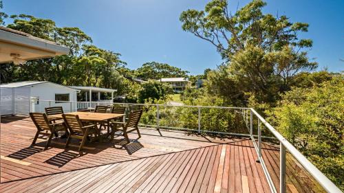 Killcare Heights Casa | 'Spacious Family Retreat' by HolidayCo