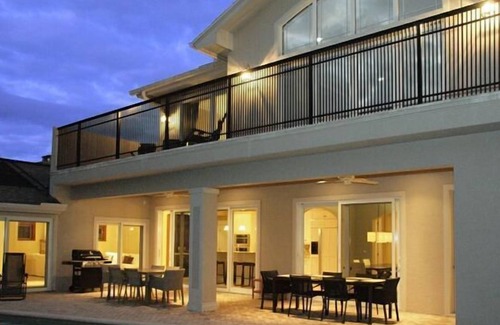 Palm River Estates Casa | PRECIO DE LUJO 5bedroom @AFFORDABLE ~ !!!!CON PISCINA!, 6MIN A LA PLAYA!
