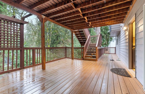 Education Hill Casa | Spacious Family Retreat near Microsoft