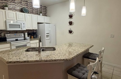 Bellavida Apartamento | Spacious Family Townhouse Kissimmee - Sleeps 8