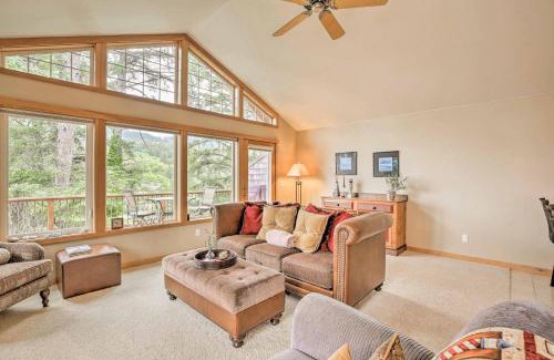 Manzanita Casa | Spacious Family Townhome Walk to Beach and Downtown